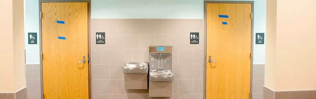 GUIDE TO INSTALLING A UNIVERSAL WASHROOM DOOR