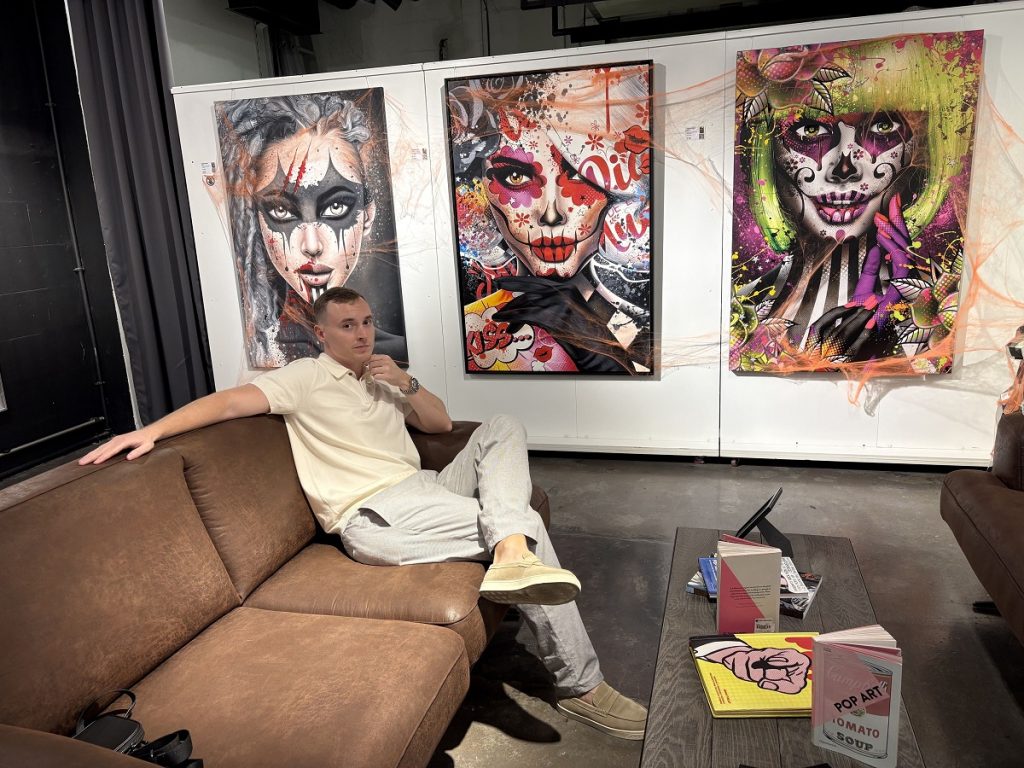 Art Industry and new Art approach “Brush/Code” by Stanislav Areshchenko (Artislav)
